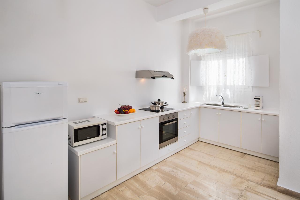 Sol Mare Salis Apartment คามารี ภายนอก รูปภาพ